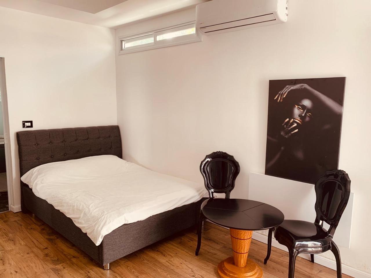 Luxury Suites Apartamento *